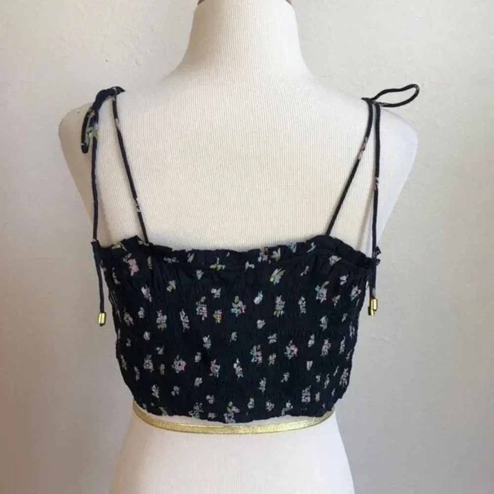 New Free People Kaia‎ Smocked Tie Up Crop Top Black Floral Print Size Small NWT